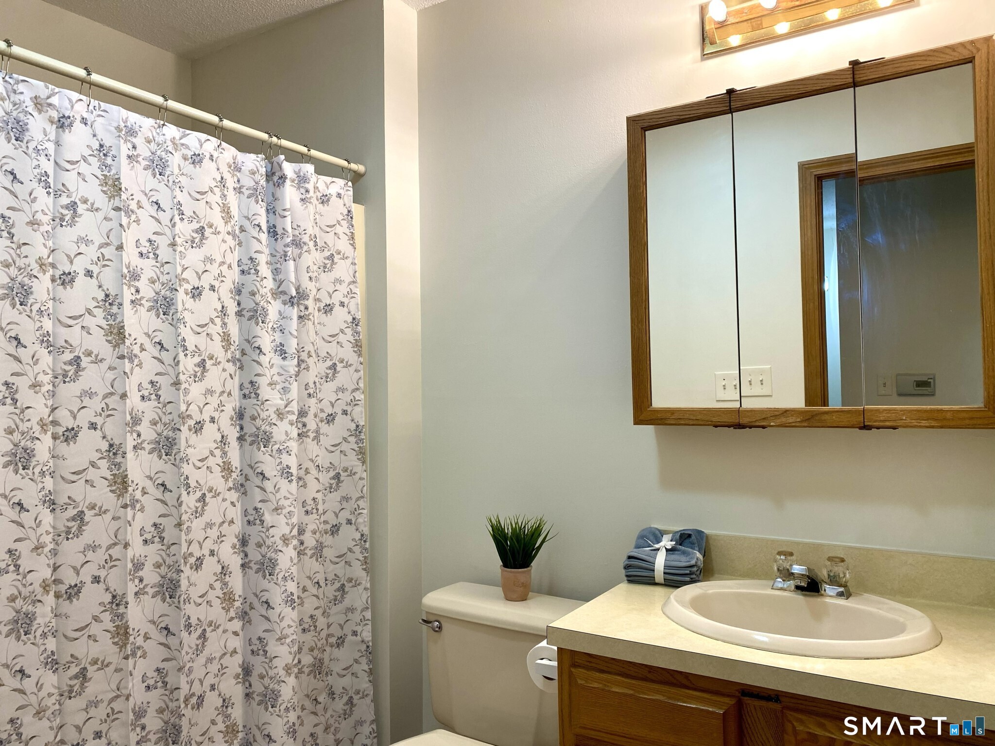 680 North Colony Street Meriden CT 06450