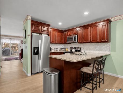 11 Deer Run Bethel CT 06801