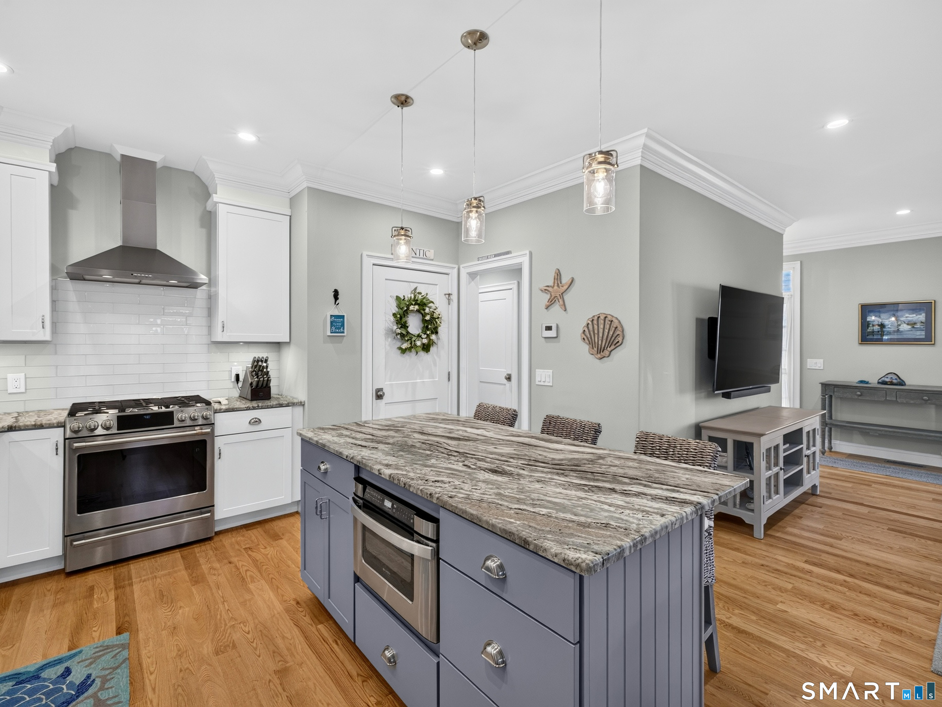 45 Hope Street East Lyme CT 06357