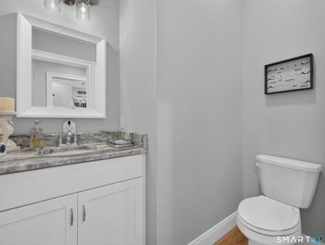 45 Hope Street East Lyme CT 06357