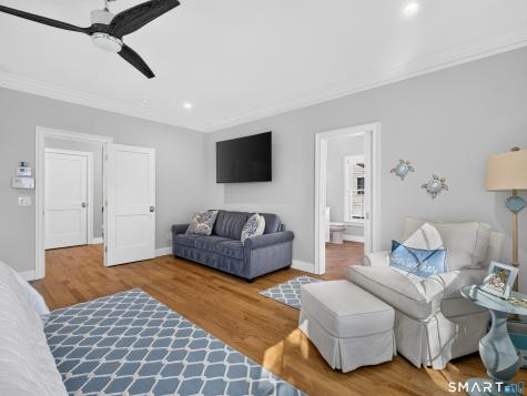 45 Hope Street East Lyme CT 06357