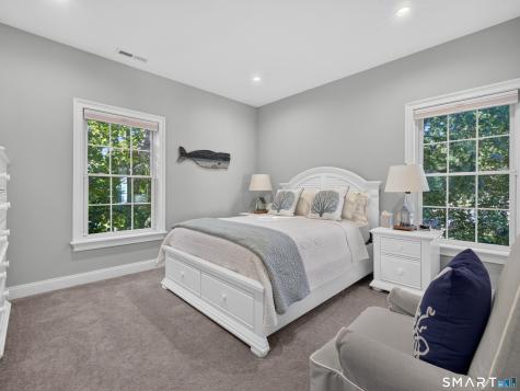 45 Hope Street East Lyme CT 06357