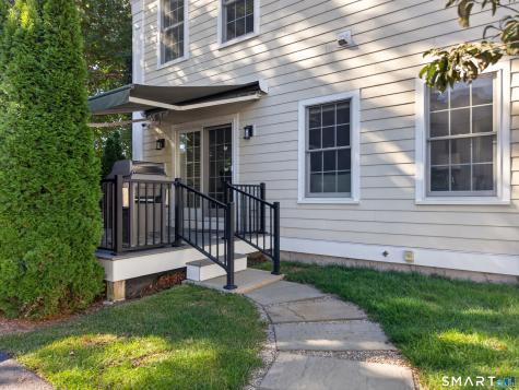 45 Hope Street East Lyme CT 06357