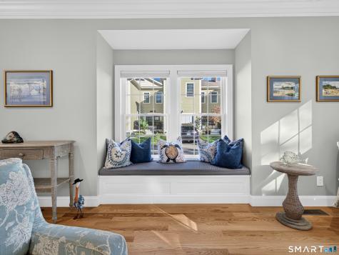 45 Hope Street East Lyme CT 06357