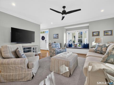 45 Hope Street East Lyme CT 06357