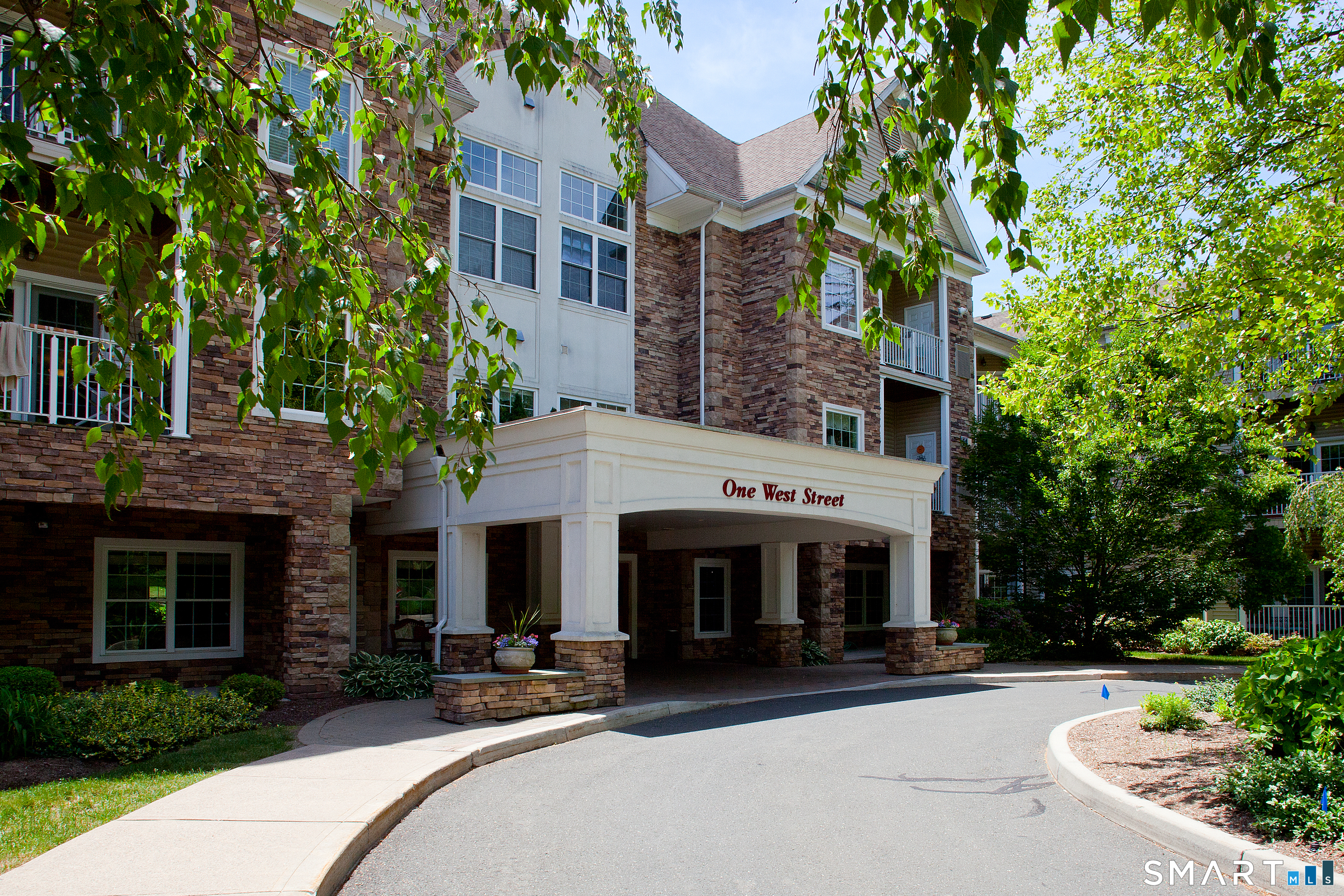 1 West Street Simsbury CT 06070