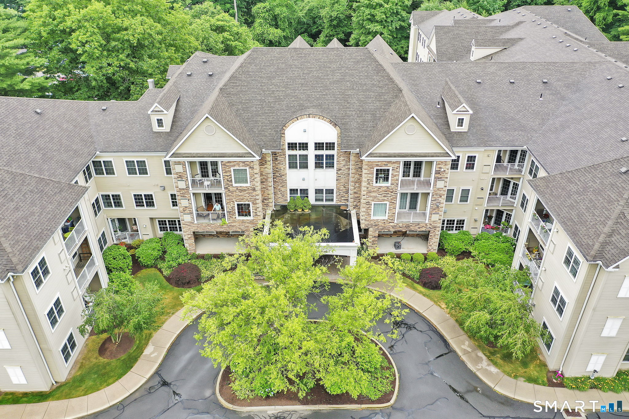 1 West Street Simsbury CT 06070