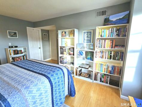 14 Forest Glen Circle Middletown CT 06457