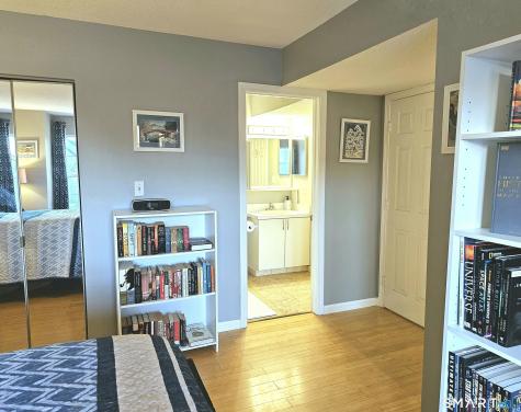 14 Forest Glen Circle Middletown CT 06457