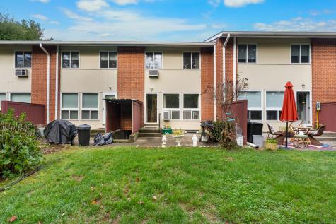 248 Centerbrook Road Hamden CT 06518