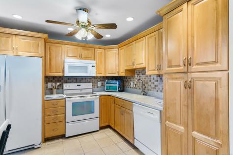 248 Centerbrook Road Hamden CT 06518