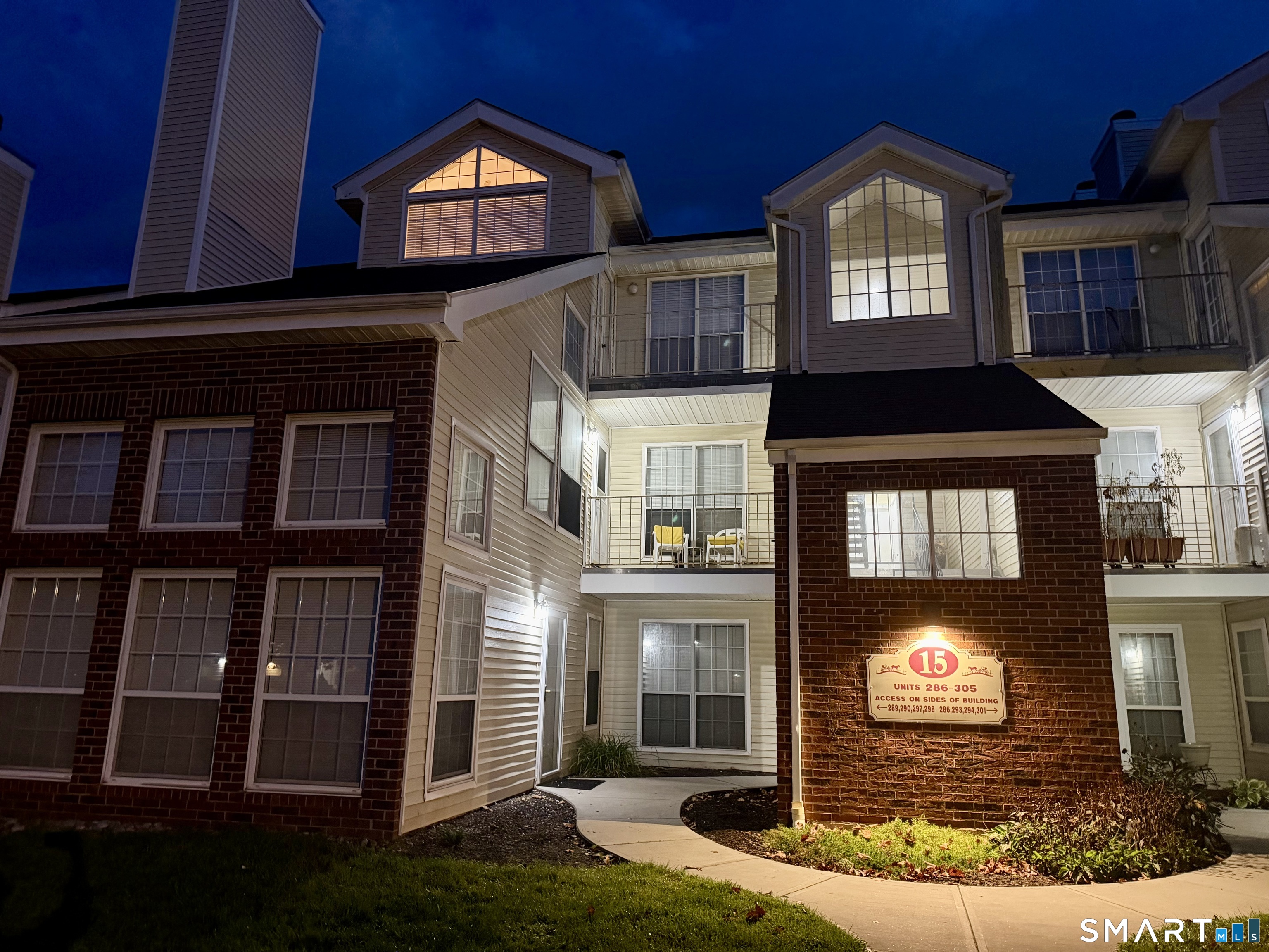 296 Carriage Crossing Lane Middletown CT 06457