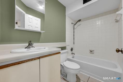 296 Carriage Crossing Lane Middletown CT 06457