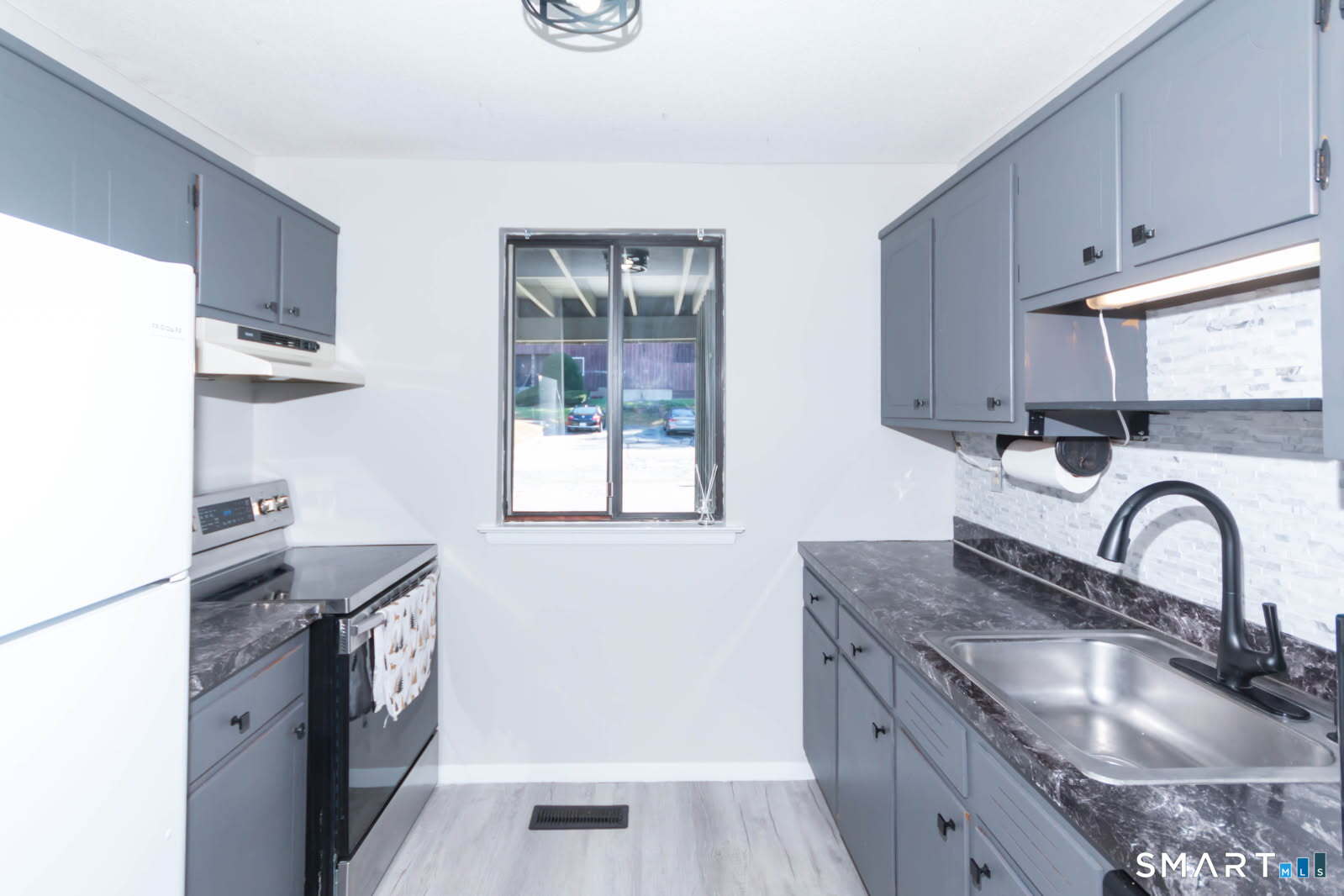 168 Webster Court Newington CT 06111