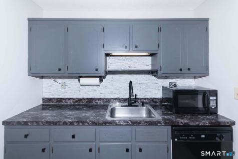 168 Webster Court Newington CT 06111