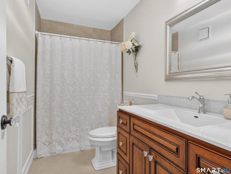 135 Foxbridge Village Road Branford CT 06405