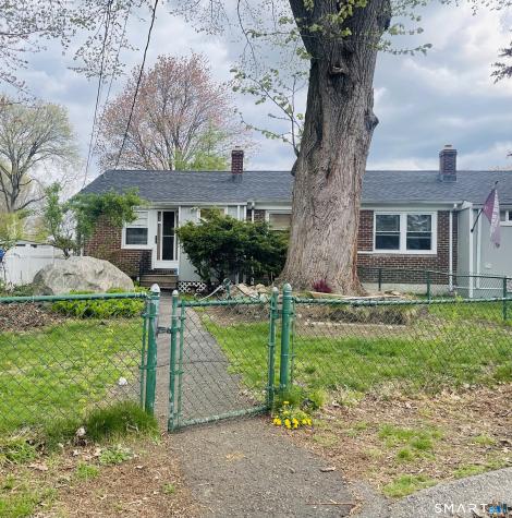 36 Bullard Court Stratford CT 06614