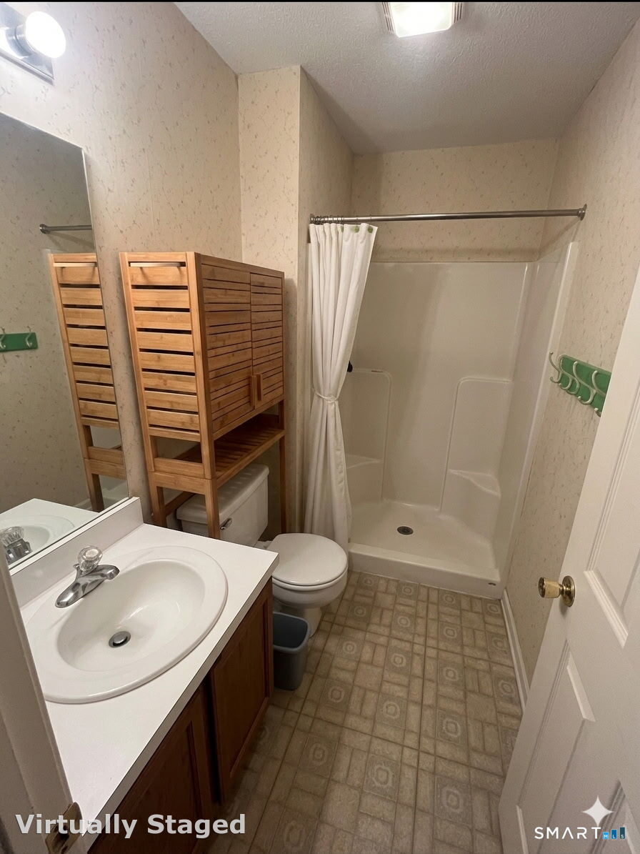 11 Riverview Drive East Windsor CT 06088