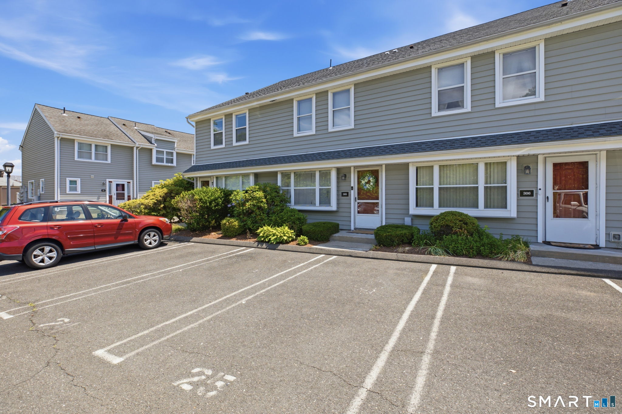 305 Mariners Walk Milford CT 06460