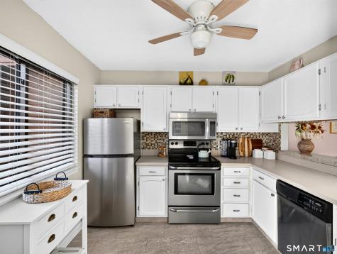 62 Cedar Knolls Drive Branford CT 06405