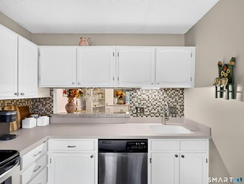 62 Cedar Knolls Drive Branford CT 06405