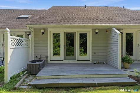 59 Old Post Road Clinton CT 06413