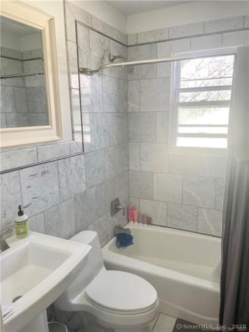 55 Oak Ridge Drive New Haven CT 06513