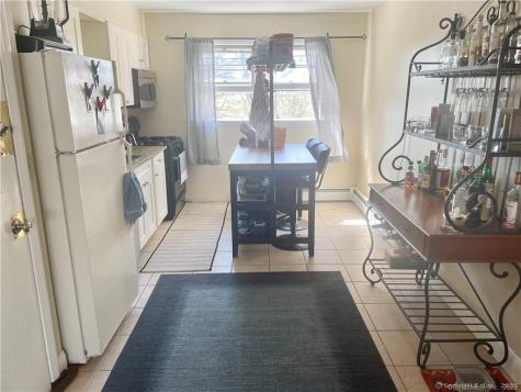 55 Oak Ridge Drive New Haven CT 06513
