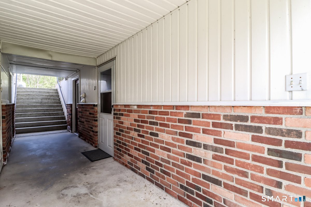 21 Harry Brook Village New Milford CT 06776