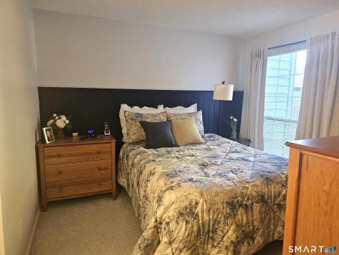 15 Crown Knoll Court Groton CT 06340