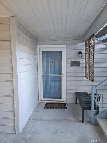 15 Crown Knoll Court Groton CT 06340