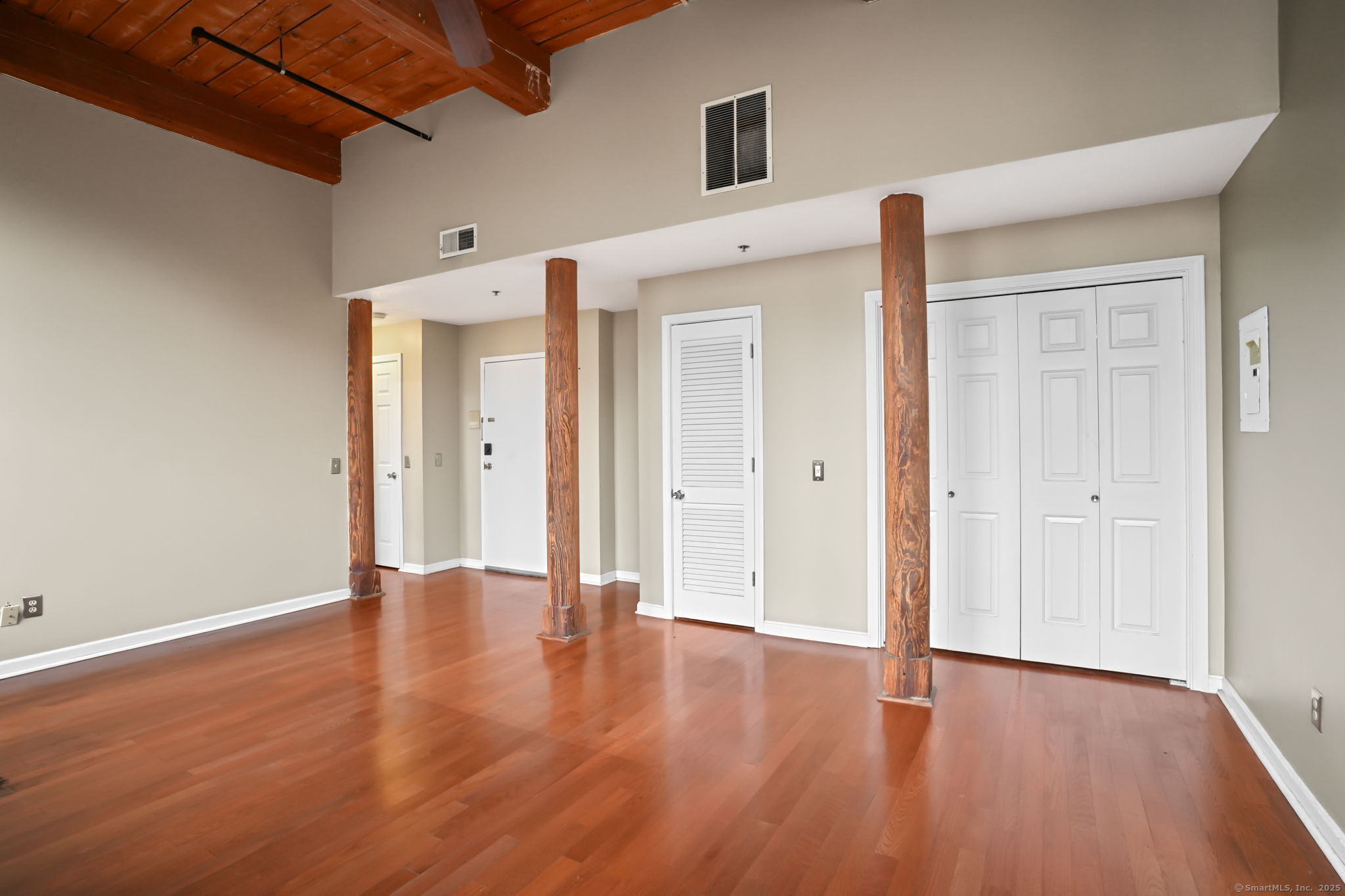 16 Vernon Avenue Vernon CT 06066