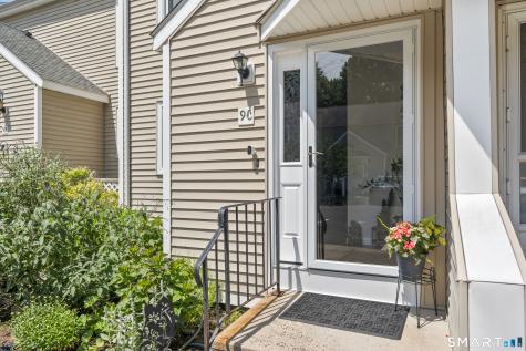 9 The Hamlet Unit C Enfield CT 06082