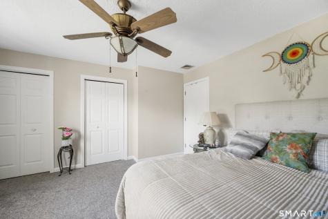 9 The Hamlet Unit C Enfield CT 06082