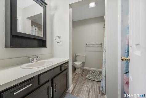 9 The Hamlet Unit C Enfield CT 06082