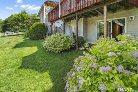 9 The Hamlet Unit C Enfield CT 06082