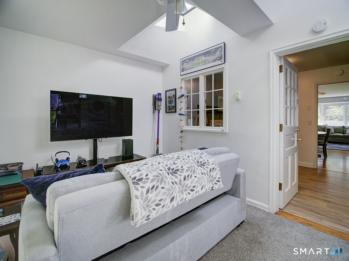 13 Douglas Drive Brookfield CT 06804