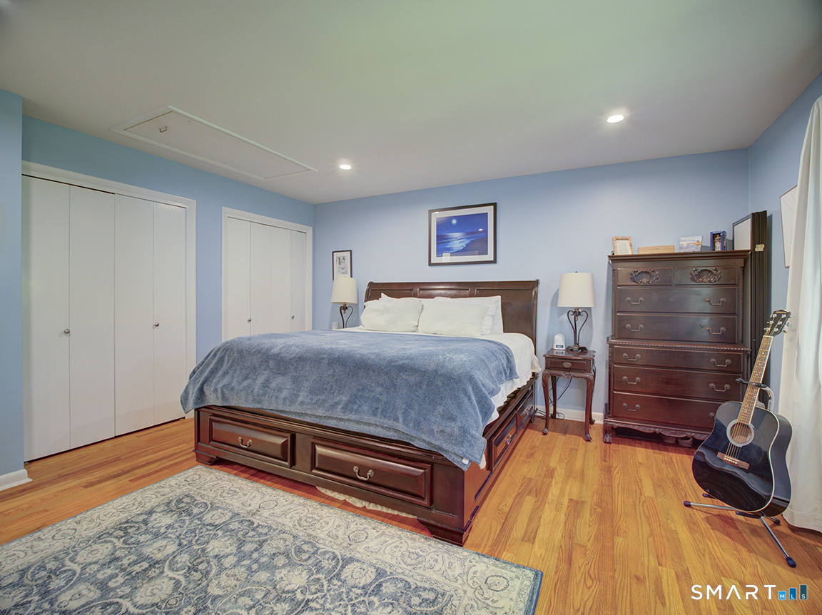 13 Douglas Drive Brookfield CT 06804