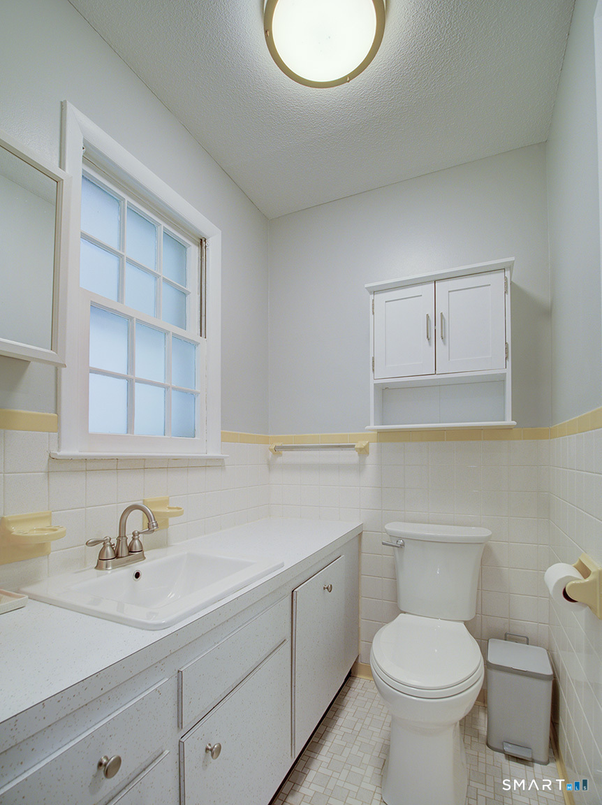 13 Douglas Drive Brookfield CT 06804