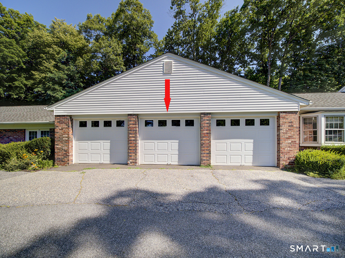 13 Douglas Drive Brookfield CT 06804