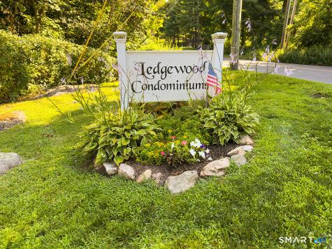 13 Douglas Drive Brookfield CT 06804