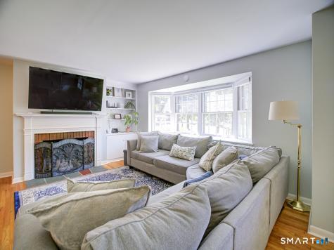 13 Douglas Drive Brookfield CT 06804