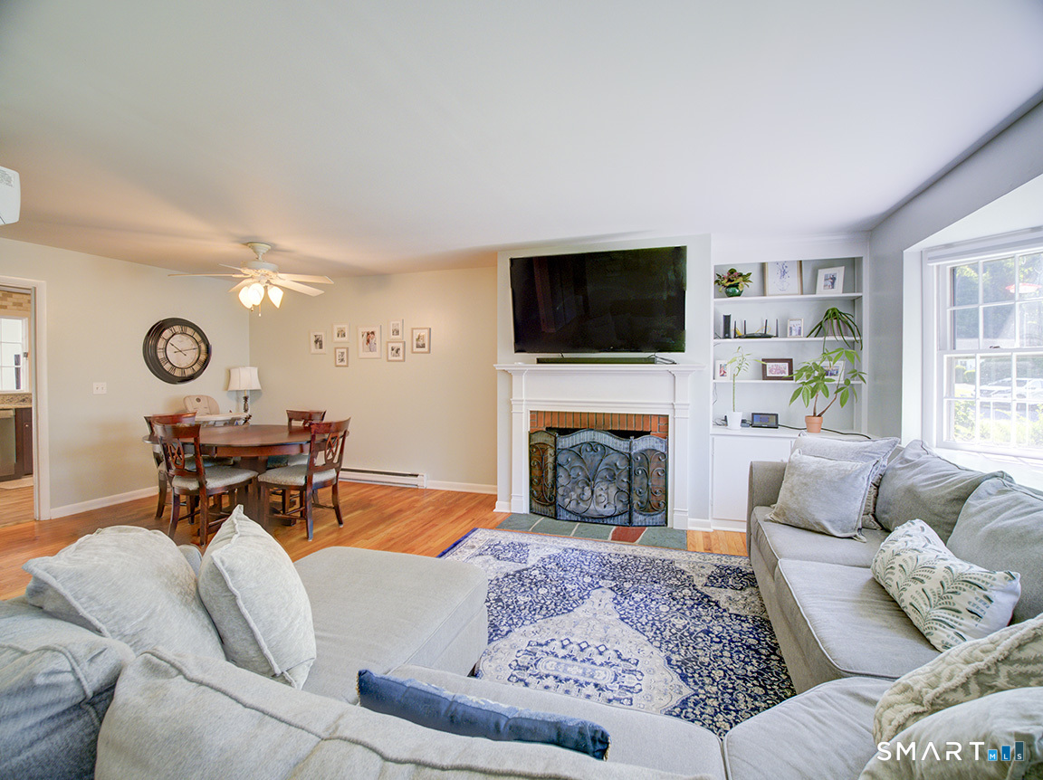 13 Douglas Drive Brookfield CT 06804