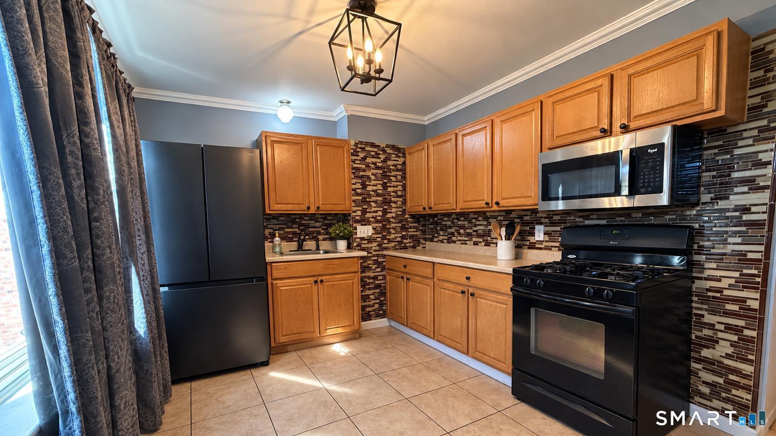 225 Barnes Avenue New Haven CT 06513