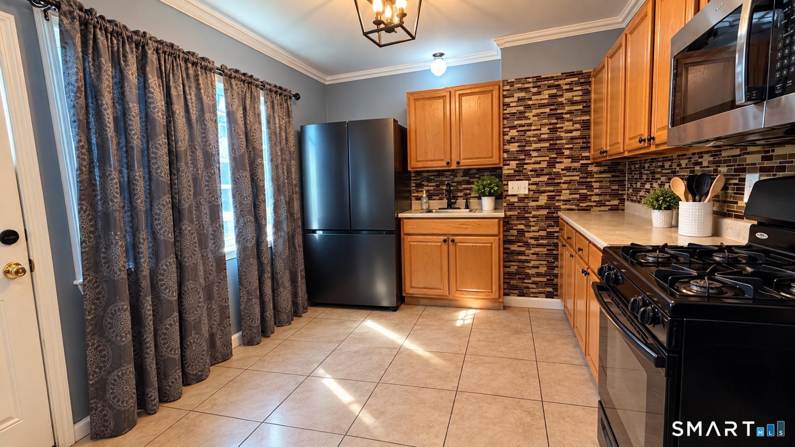 225 Barnes Avenue New Haven CT 06513