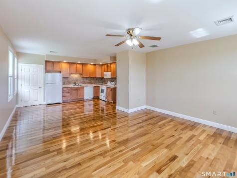 4 Harbor View Lane Norwich CT 06360