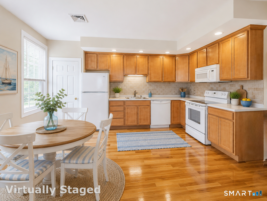 4 Harbor View Lane Norwich CT 06360