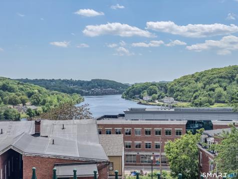 4 Harbor View Lane Norwich CT 06360