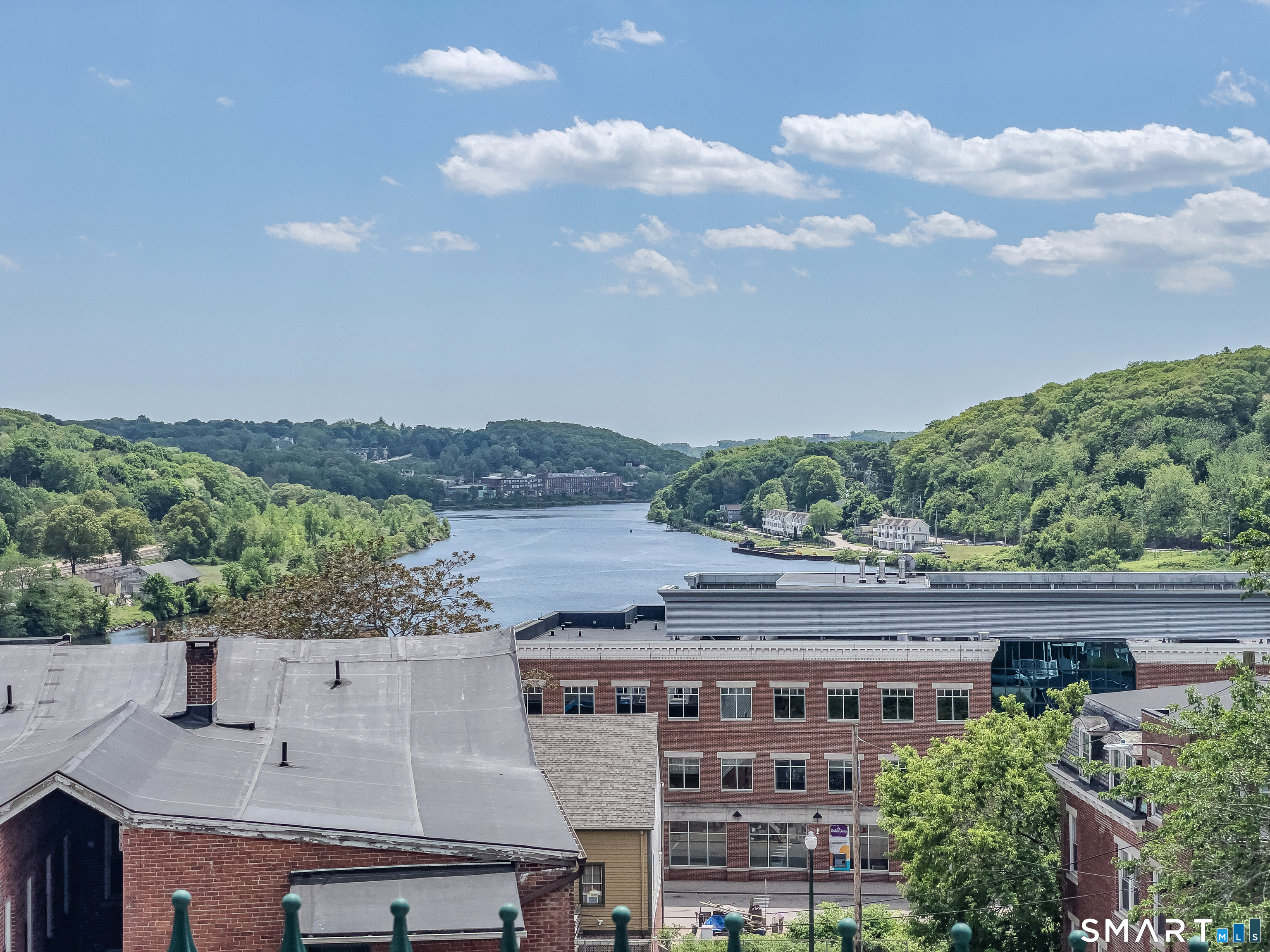 4 Harbor View Lane Norwich CT 06360