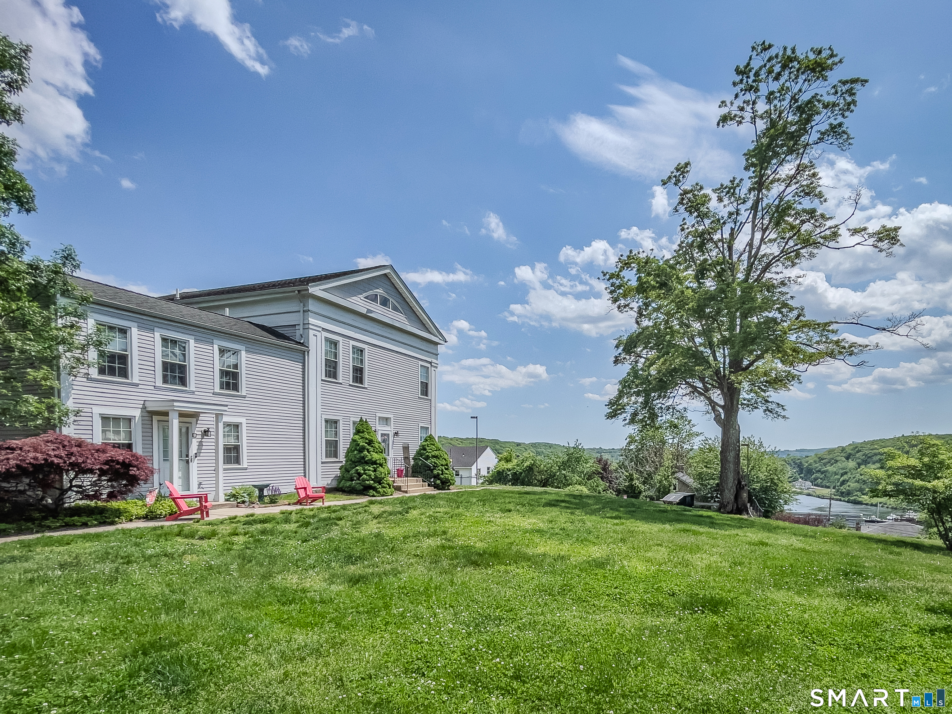 4 Harbor View Lane Norwich CT 06360